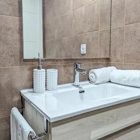 Apartamento Torre Domo Levante Playa Ganna
